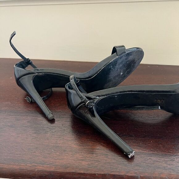Steve Madden Black Patent Strap Heels - Picture 3 of 5